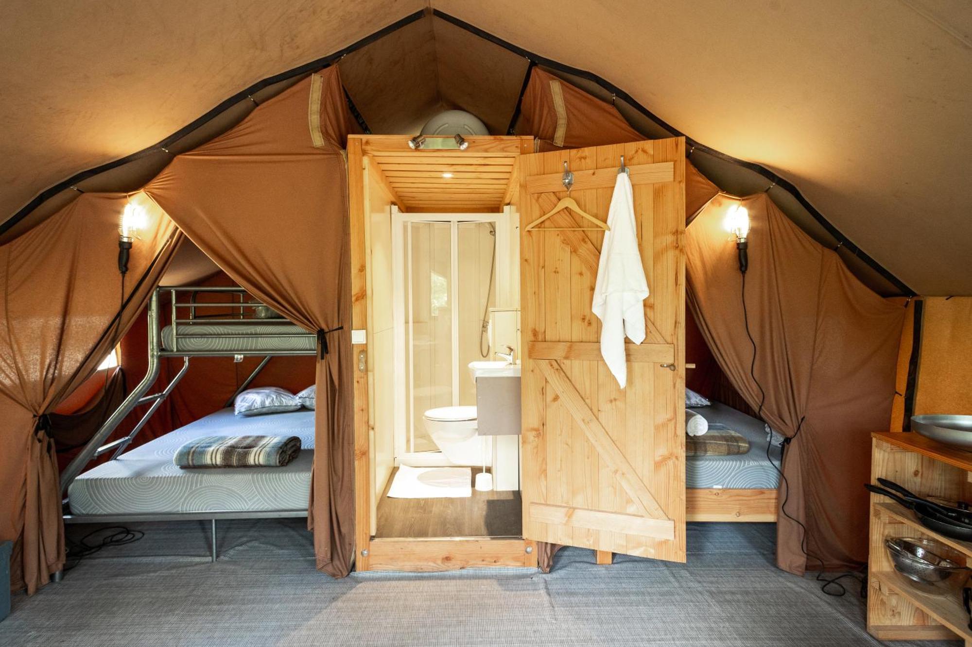 Huttopia Foret Des Vosges Barbey-Seroux الغرفة الصورة